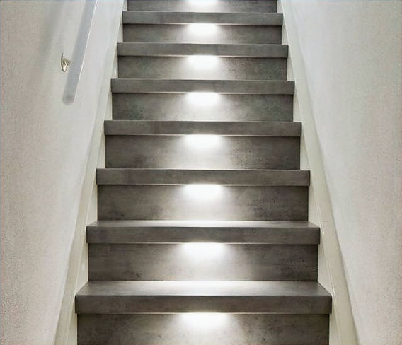 découvrez le coût d'installation d'un escalier en 2025, avec un guide complet sur les tarifs, les matériaux et les conseils pour bien choisir votre escalier.