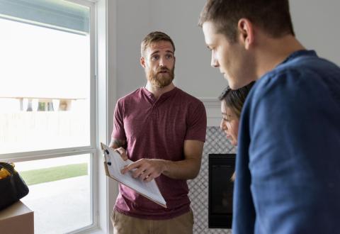 estimez facilement le coût de la rénovation de votre chalet et préparez votre budget avec nos conseils pratiques et détaillés.