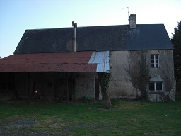 découvrez les coûts estimatifs pour la rénovation d'une maison ancienne, incluant les matériaux, la main-d'œuvre et les conseils pour un budget maîtrisé.