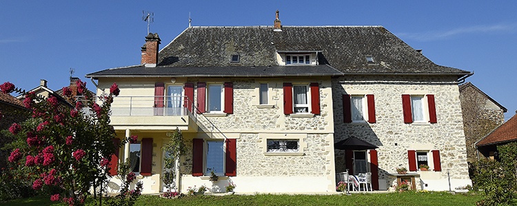 cout renovation maison pierre 2 découvrez le coût de la rénovation d'une maison en pierre : estimation des travaux, matériaux, et conseils pour réussir votre projet tout en respectant votre budget.