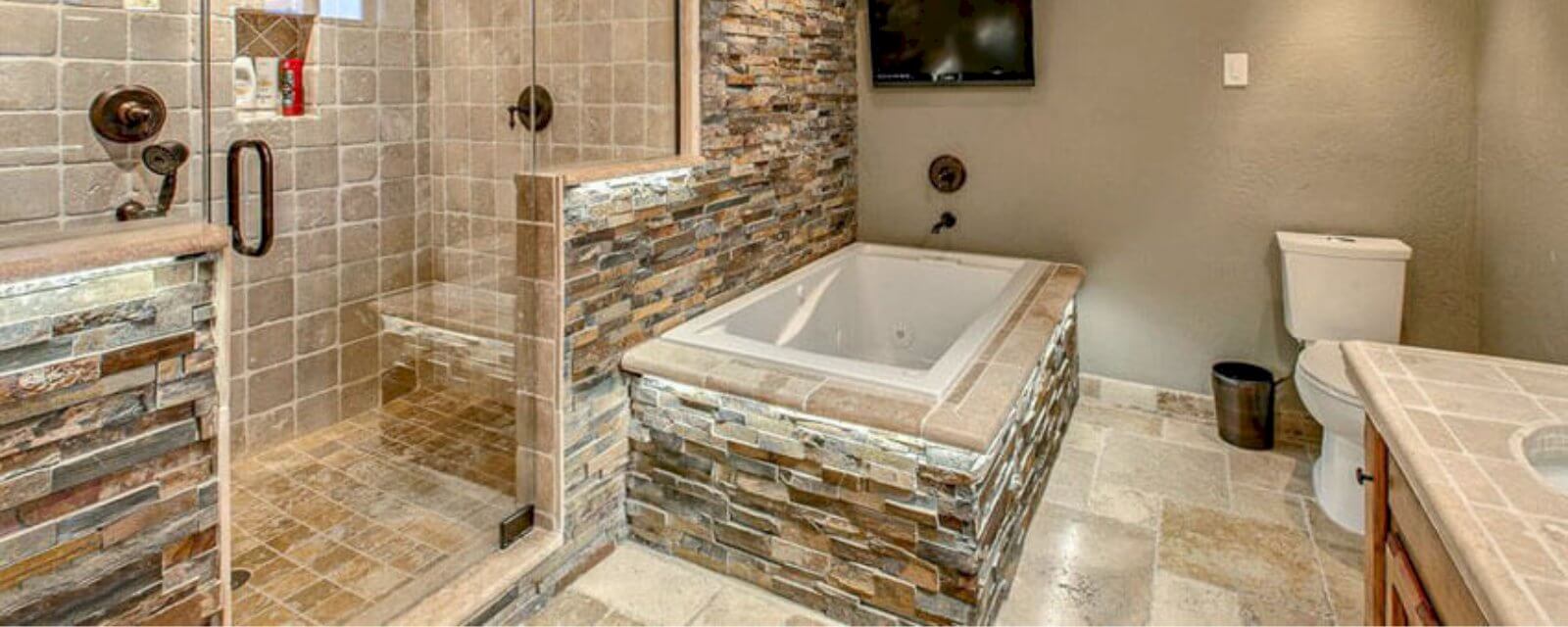 découvrez les coûts estimatifs pour la rénovation de votre salle de bain et obtenez des conseils pour optimiser votre budget tout en améliorant votre espace.