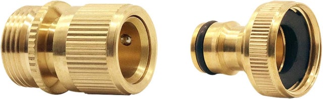 découvrez le coût moyen pour la réparation d'une fuite sur un tuyau en cuivre. conseils, tarifs et facteurs influençant le prix pour intervenir rapidement et efficacement.