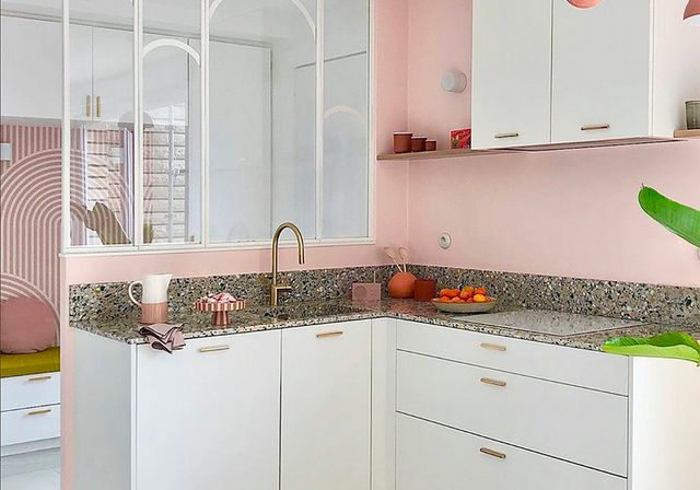 découvrez des astuces et recettes économiques pour cuisiner à moindre coût tout en savoureux et équilibré.