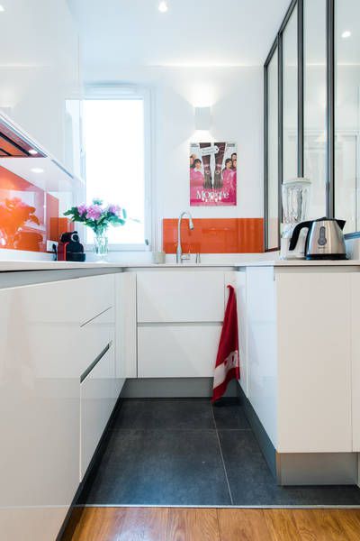 découvrez nos cuisines sur mesure à paris conçues par un architecte pour allier design, fonctionnalité et élégance dans votre intérieur.