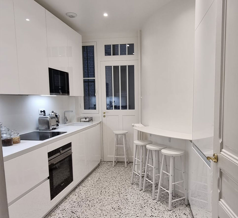 découvrez un cuisiniste expert à paris 20 spécialisé dans la création de cuisines sur mesure, alliant design, fonctionnalité et qualité pour votre intérieur.