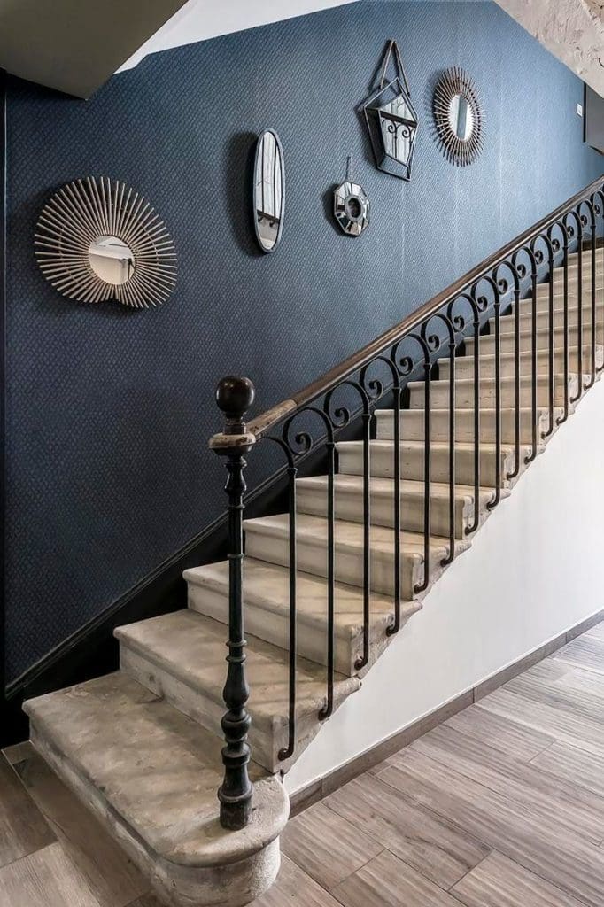 découvrez des idées inspirantes et tendances pour la décoration de votre escalier afin de sublimer votre intérieur avec style et élégance.