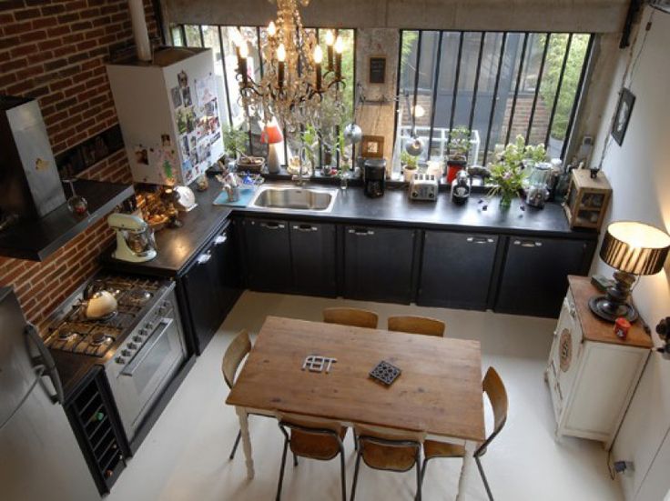 découvrez des astuces et idées pratiques pour décorer votre meuble de cuisine et lui donner un nouveau souffle. conseils simples pour un relooking réussi.