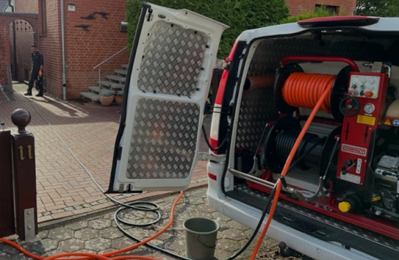 service de dégorgement rapide à paris pour déboucher vos canalisations efficacement et prévenir les problèmes d'assainissement.