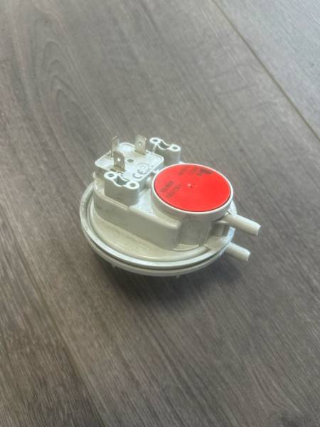 service de dépannage rapide pour poêles à granulés, intervention rapide et efficace pour garantir votre confort.