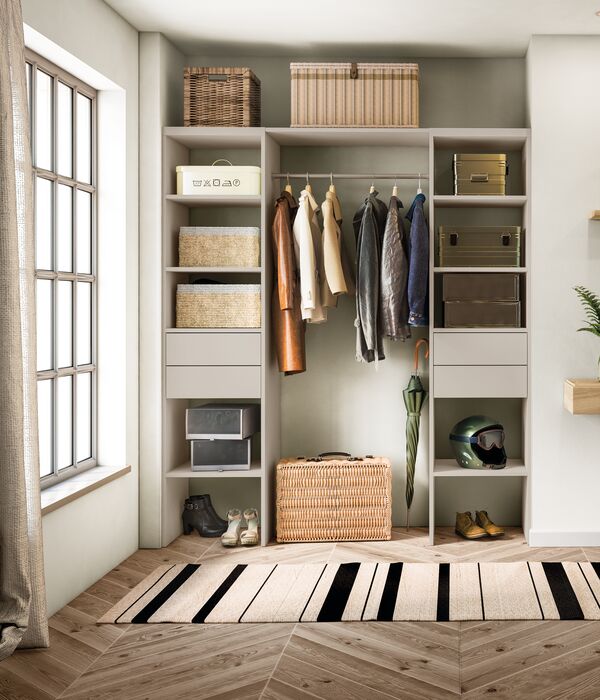 obtenez un devis personnalisé pour l'agencement sur-mesure de votre dressing et salle de bain. aménagement pratique et esthétique adapté à vos besoins.