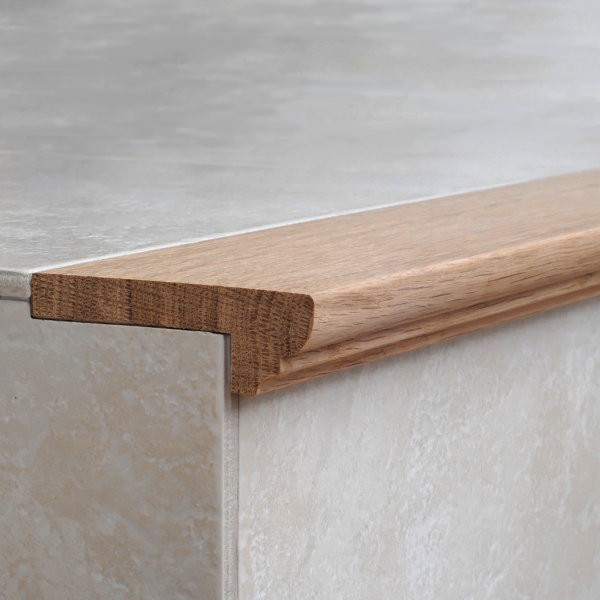 obtenez un devis personnalisé pour la pose d'escalier en carrelage. qualité, prix compétitifs et conseils d'experts pour votre projet d'escalier carrelé.