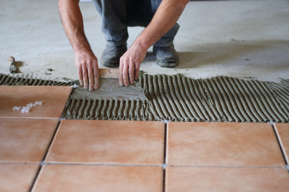 obtenez un devis détaillé pour la pose de carrelage. comparez les prix des professionnels et réalisez vos travaux en toute confiance.