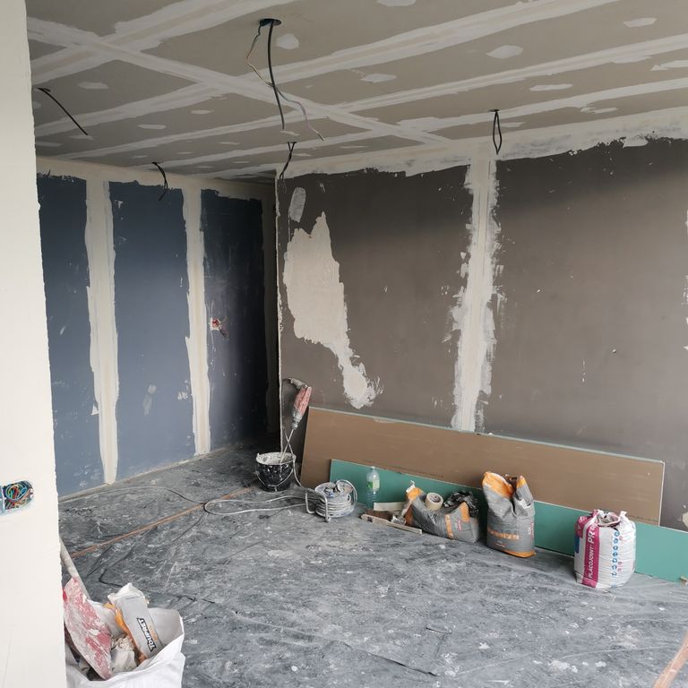 obtenez un devis rénovation appartement précis pour optimiser votre budget et réaliser vos travaux efficacement. comparez les offres et maîtrisez vos dépenses.