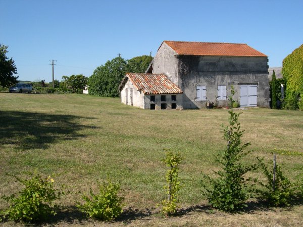 devis renovation grange 1 obtenez un devis personnalisé pour la rénovation de votre grange. solutions sur mesure, conseils d'experts et estimation rapide pour transformer votre espace avec qualité.