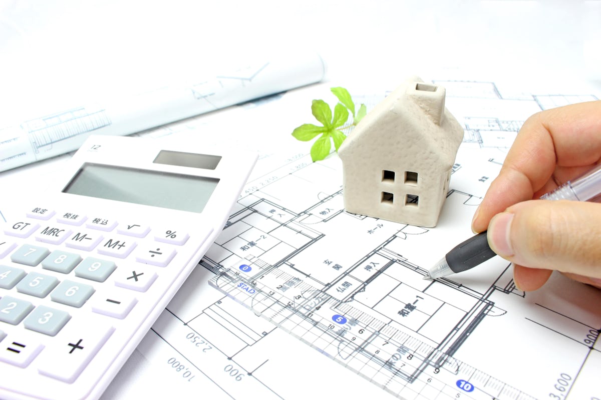 obtenez un devis gratuit pour la rénovation de votre maison. comparez les prix et trouvez les meilleurs professionnels pour vos travaux de rénovation.