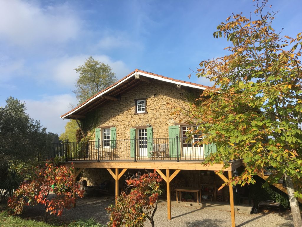 devis terrasse bois pilotis 2 obtenez un devis personnalisé pour la construction de votre terrasse en bois sur pilotis. qualité, expertise et prix adaptés à votre projet.