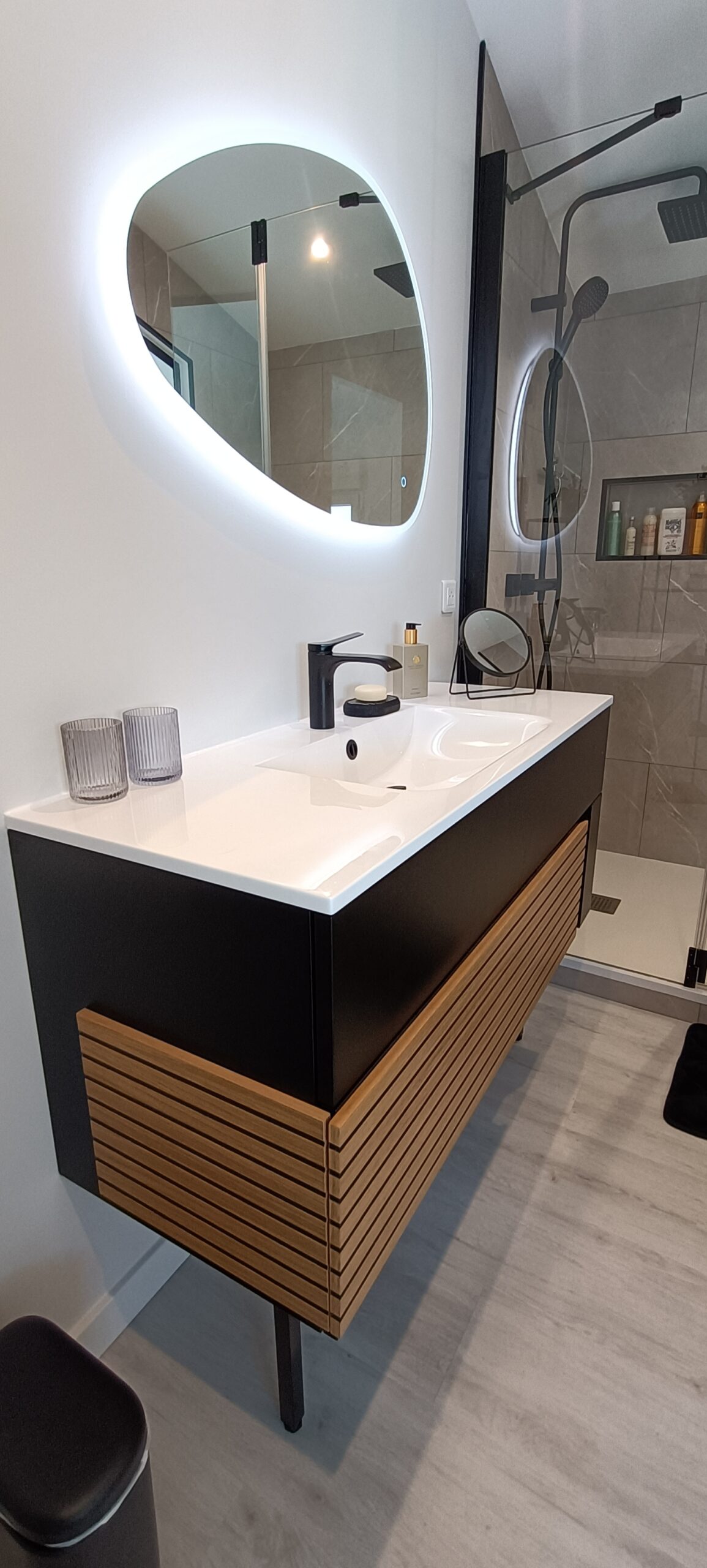 découvrez la durée idéale pour rénover ou entretenir votre salle de bain, avec des conseils pratiques pour optimiser votre temps et garantir un résultat durable.