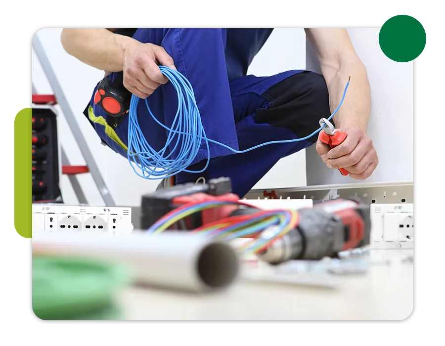 services professionnels d'électricité générale : installation, maintenance et dépannage pour particuliers et entreprises.