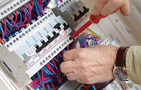 découvrez nos offres d'électricité au meilleur prix pour vos projets de rénovation. qualité et économies garanties pour tous vos travaux électriques.