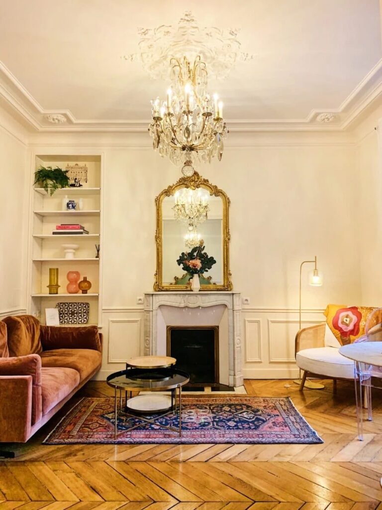 découvrez l'élégance parisienne intérieure : un style sophistiqué et intemporel pour sublimer votre décor avec charme et raffinement.