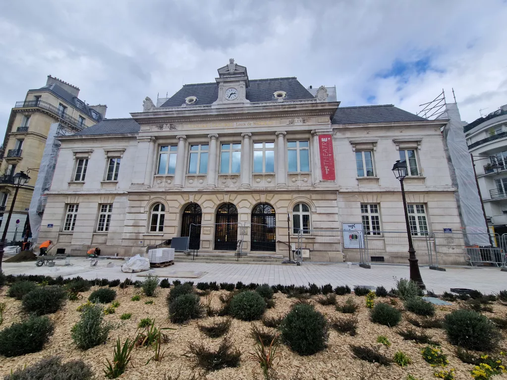 entreprise spécialisée en ravalement de façade à neuilly-sur-seine, offrant des services de qualité pour la rénovation et l'embellissement de vos bâtiments.