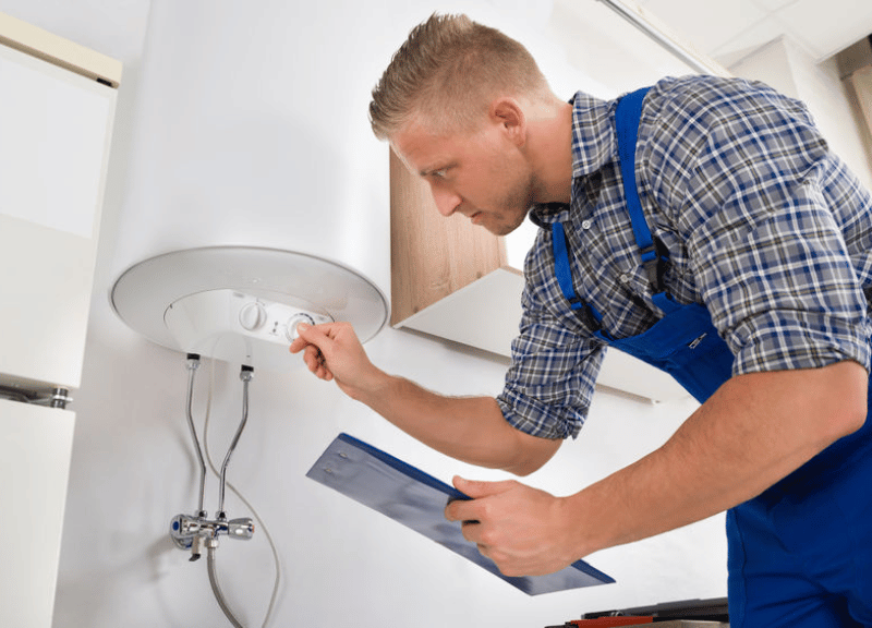 découvrez nos conseils et services professionnels pour l'entretien de votre chauffe-eau afin d'assurer son efficacité, prolonger sa durée de vie et garantir votre confort en eau chaude.