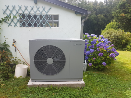 expert plombier chauffagiste pour votre confort : installation, réparation et entretien de vos systèmes de plomberie et chauffage avec professionnalisme.