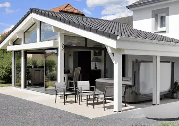 découvrez comment estimer le prix de votre extension de 40m2 et transformez votre maison avec nos conseils pratiques et astuces pour réussir votre projet.