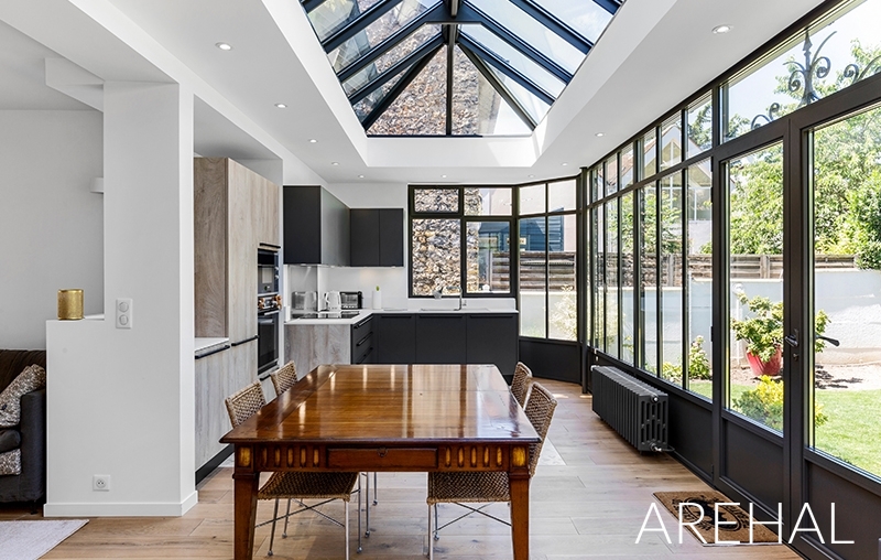 découvrez comment réaliser une extension de cuisine pour agrandir votre espace et optimiser votre confort culinaire avec style et fonctionnalité.