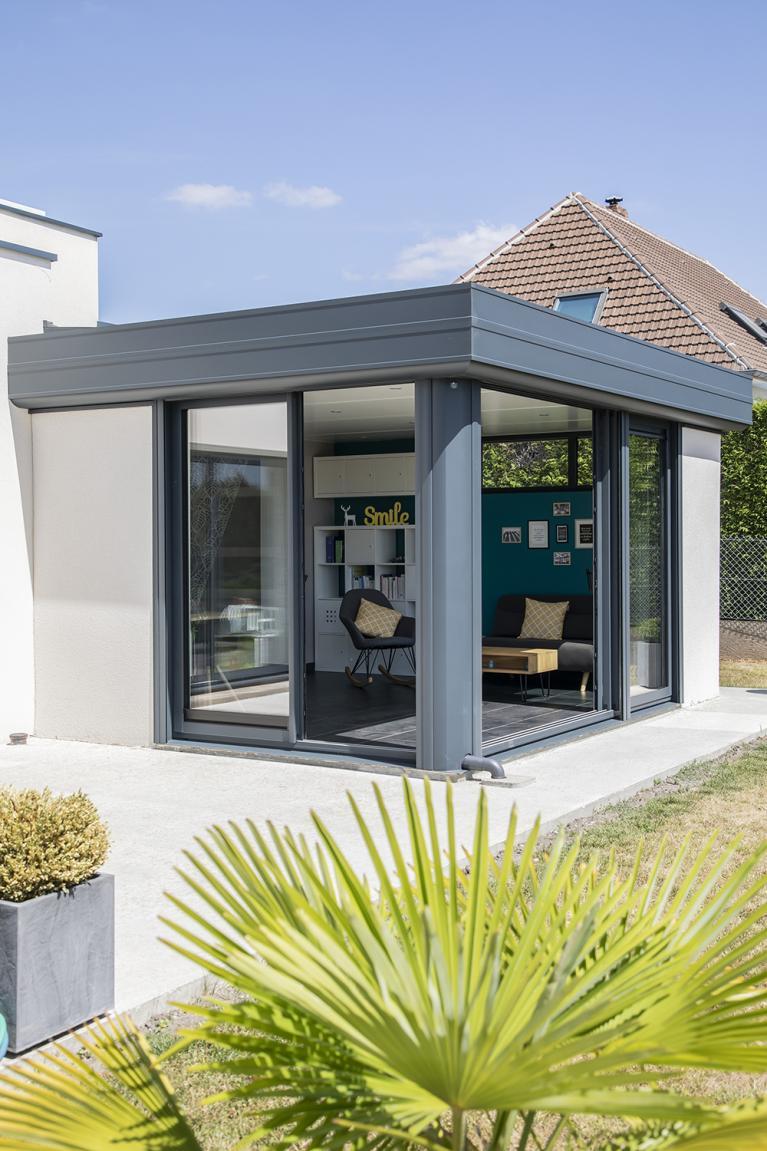 découvrez comment agrandir intelligemment votre maison plain-pied avec une extension optimisée, alliant espace supplémentaire et esthétique.