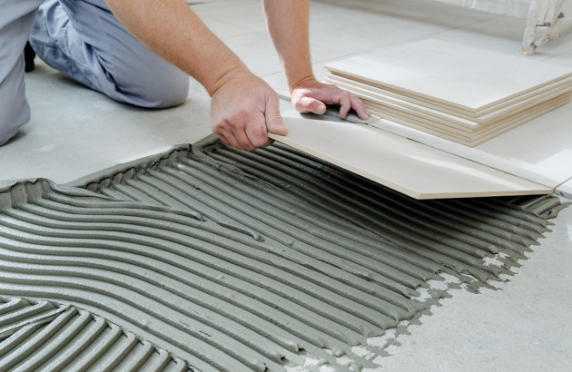 service professionnel de fourniture et pose de carrelage pour tous vos projets d'aménagement intérieur et extérieur. qualité, expertise et conseils personnalisés.