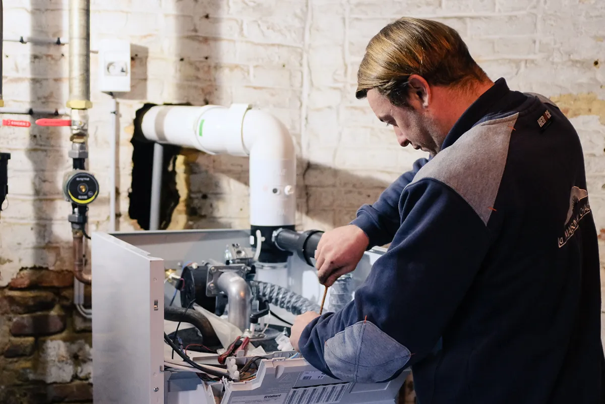 trouvez un frigoriste chauffagiste proche de chez vous pour l'installation, la maintenance et la réparation de vos systèmes de chauffage et de climatisation. service rapide et fiable.