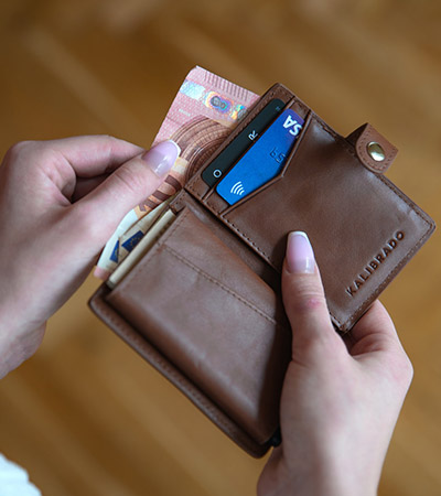 découvrez les stratégies efficaces pour gagner 50.000 € par mois et transformer vos revenus grâce à des méthodes éprouvées et accessibles.