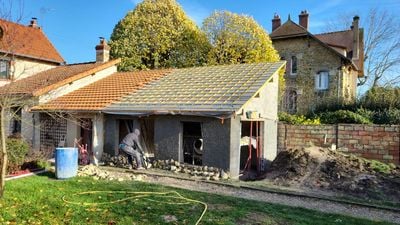 gérant orb rénovation à paris 75016 - expert en rénovation immobilière, travaux de qualité et service personnalisé pour votre logement ou local professionnel.