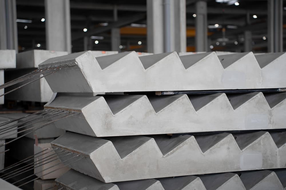 découvrez notre guide complet pour choisir et installer votre escalier en béton prêt à poser. conseils, étapes clés et astuces pour un montage facile et durable.