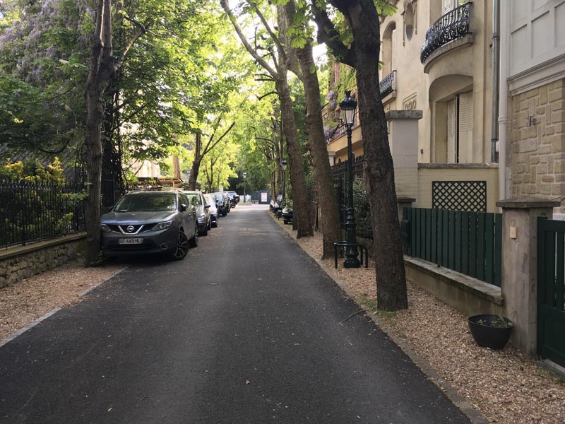 découvrez le hameau boileau à paris, un quartier d’exception alliant charme, tranquillité et élégance au cœur de la capitale.