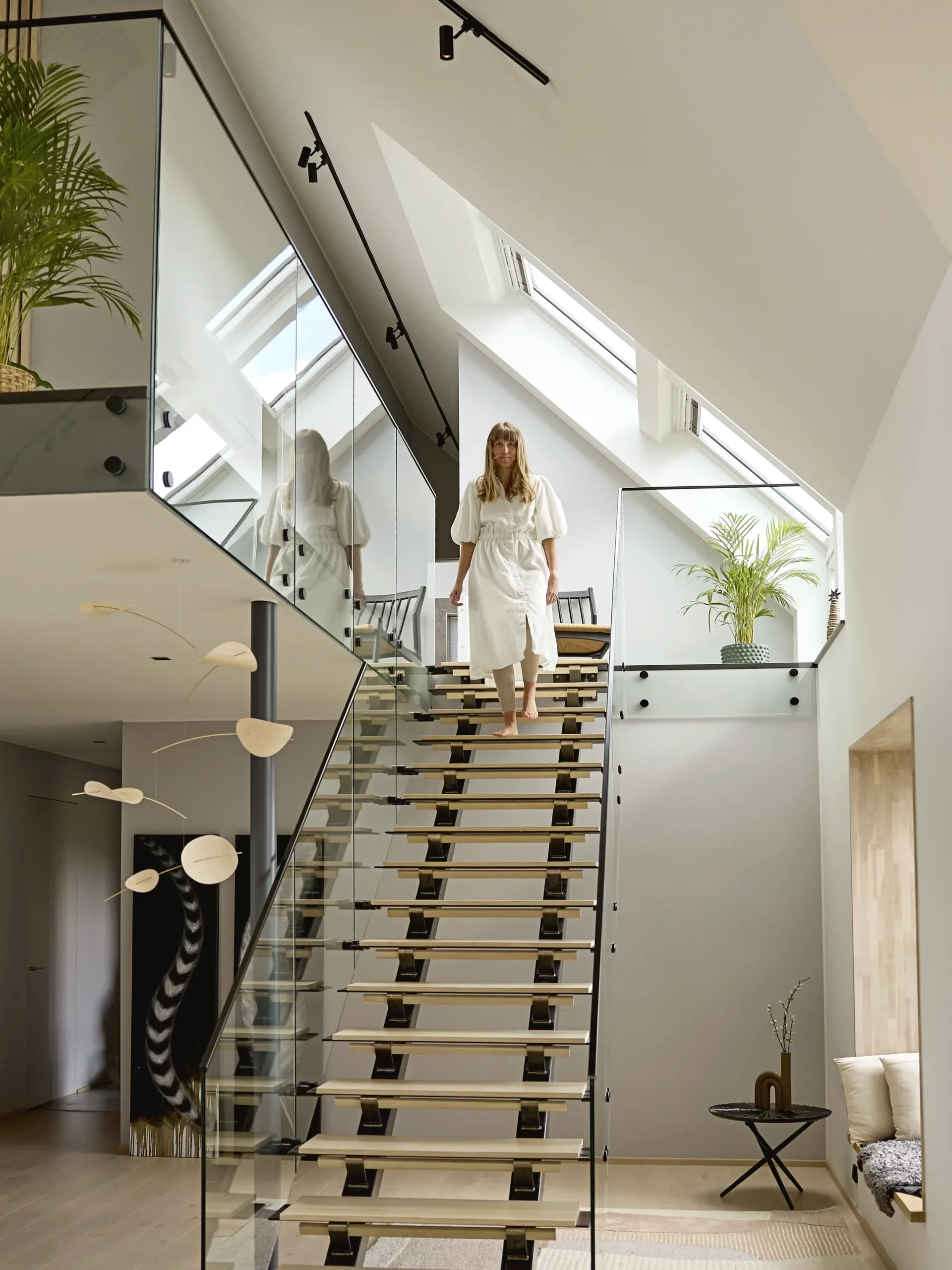 découvrez comment hausser la hauteur de votre sous-sol pour gagner en espace et confort. conseils et solutions pratiques pour aménager un sous-sol plus haut et lumineux.