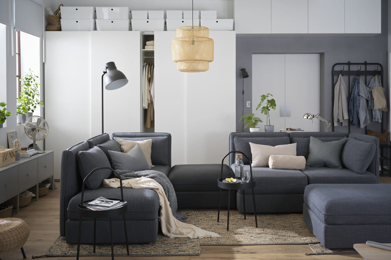 découvrez des idées d'aménagement pour votre salon afin d'optimiser l'espace, allier confort et style, et créer une ambiance chaleureuse et accueillante.