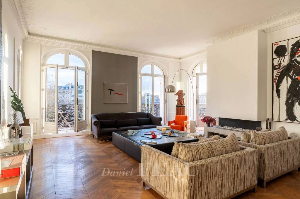 découvrez l'immobilier d’exception à paris : appartements luxueux, hôtels particuliers et biens rares dans les quartiers les plus prestigieux de la capitale.