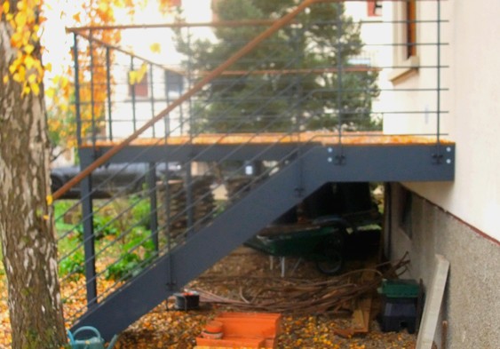 découvrez tout sur l'utilisation des ipn pour la construction et la rénovation de terrasses solides et esthétiques. conseils, astuces et avantages des poutres métalliques ipn.