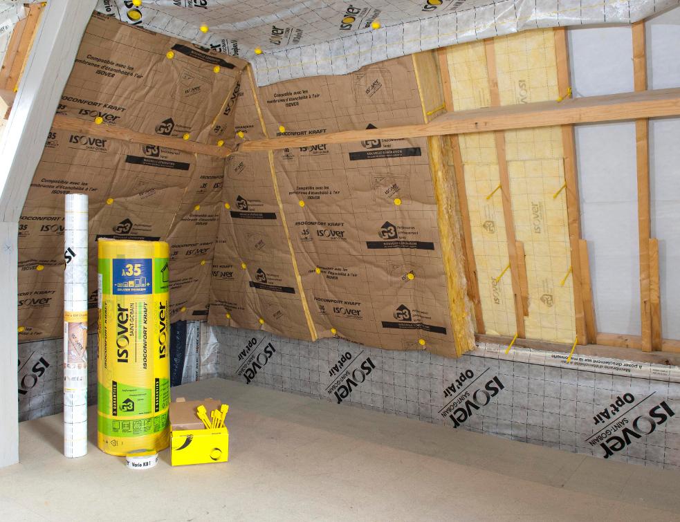 isolation des combles aménageables : conseils pratiques pour économiser sur vos travaux et améliorer le confort énergétique de votre maison.