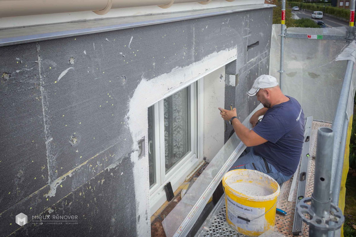 découvrez les différents matériaux d'isolation extérieure pour améliorer l'efficacité énergétique et le confort de votre habitation.