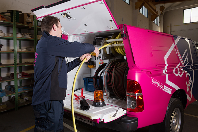 découvrez notre matériel de débouchage efficace pour éliminer rapidement tous types de bouchons et entretenir vos canalisations en toute simplicité.