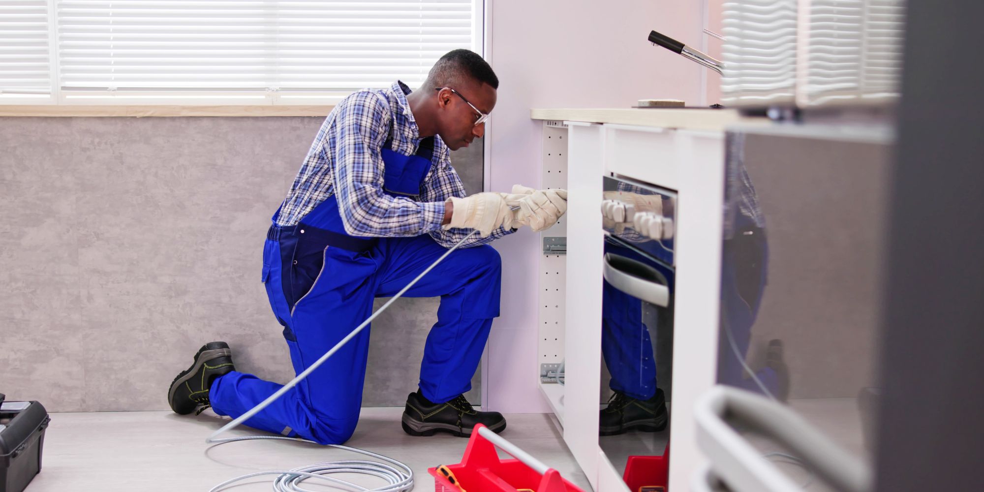 découvrez notre matériel de débouchage efficace pour éliminer rapidement et facilement tous types d'obstructions dans vos canalisations.