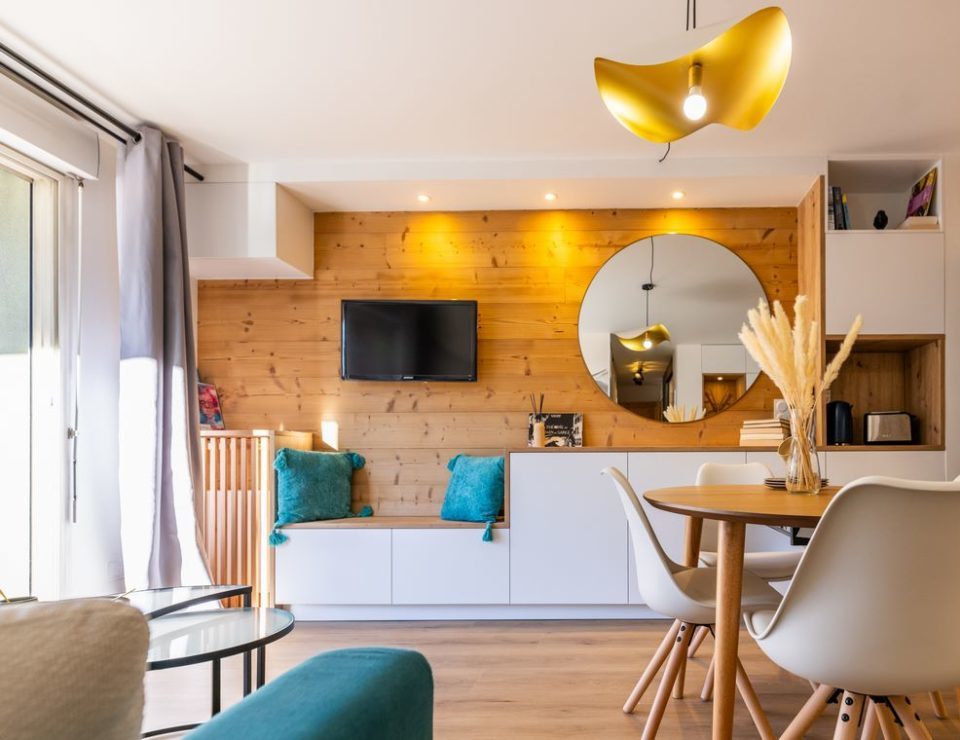 mhdeco vous propose des solutions sur-mesure pour aménager et décorer votre intérieur avec style et fonctionnalité. transformez votre espace en un lieu unique qui vous ressemble.