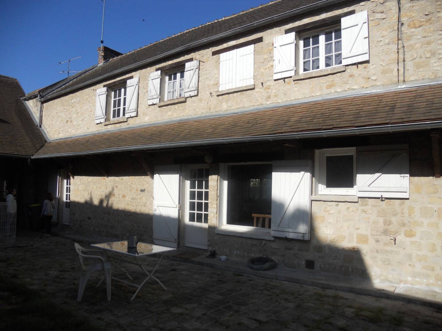 découvrez les meilleures opportunités immobilières à soisy-sur-école : maisons, appartements et terrains à vendre dans un cadre paisible et naturel.