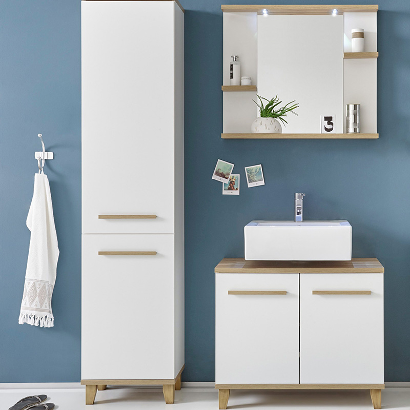 découvrez des astuces pratiques et créatives pour optimiser l'espace dans une petite salle de bain et rendre votre pièce à la fois fonctionnelle et esthétique.