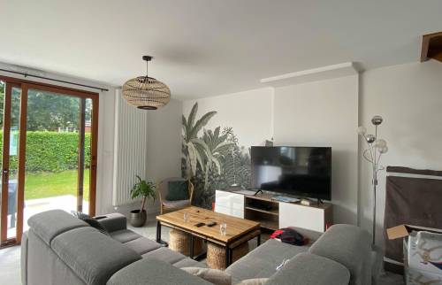découvrez des conseils pratiques pour optimiser la rénovation de votre maison et valoriser votre espace de vie efficacement.