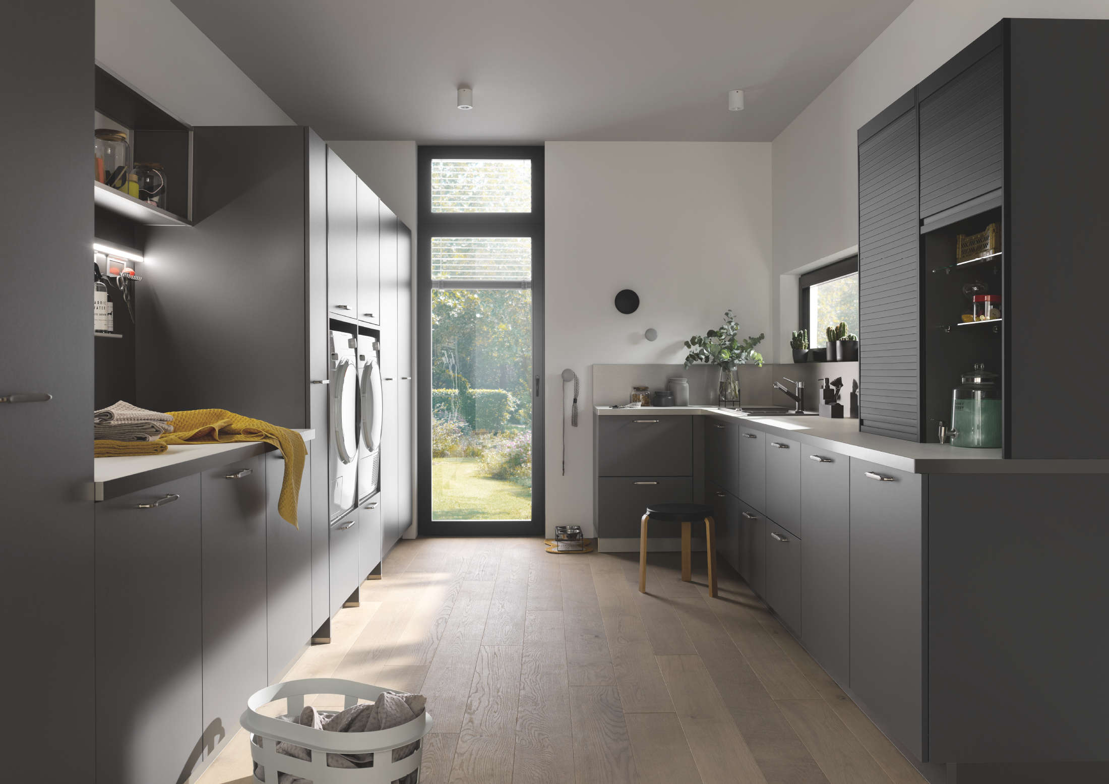 découvrez des astuces pratiques pour organiser votre arrière-cuisine efficacement et optimiser votre espace de rangement.