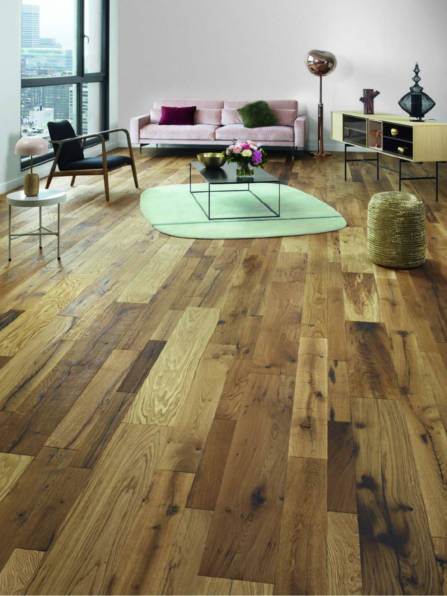 découvrez notre sélection de parquets de qualité, alliant élégance et durabilité pour sublimer votre intérieur.